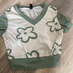 SHEIN Green Flowers Crop Top